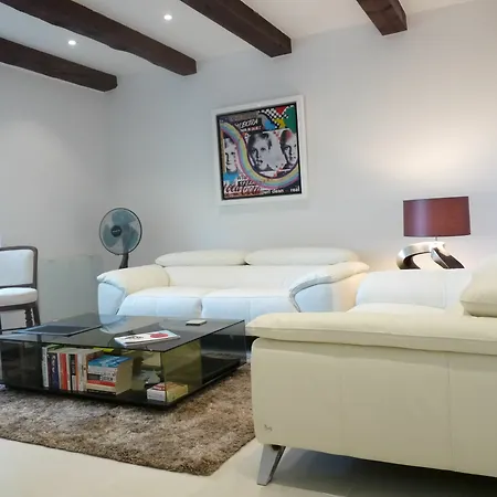 Esterel Apartment *